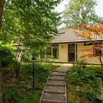 Groepsvilla Met Hottub | 12 Personen Willa *