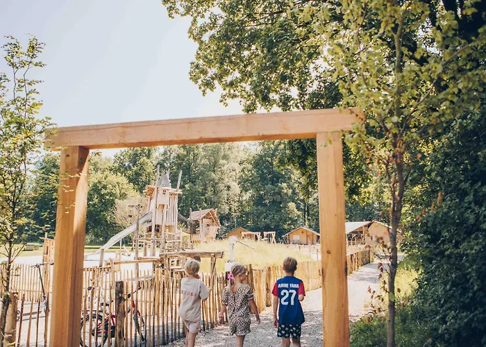 Luxe 12-persoons Groepsvilla - Gelijkvloers Met Tuin & Loungeset * أبلدورن